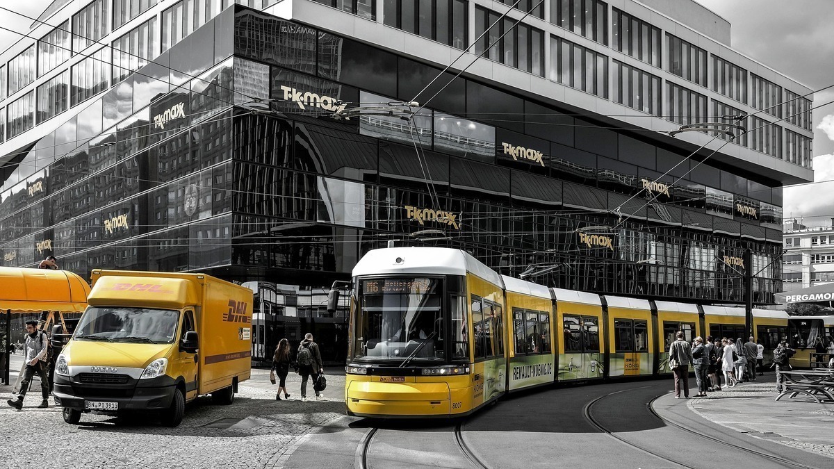 Mobilität & Verkehr in Kiel – Anbindung, Parken und ÖPNV im Überblick